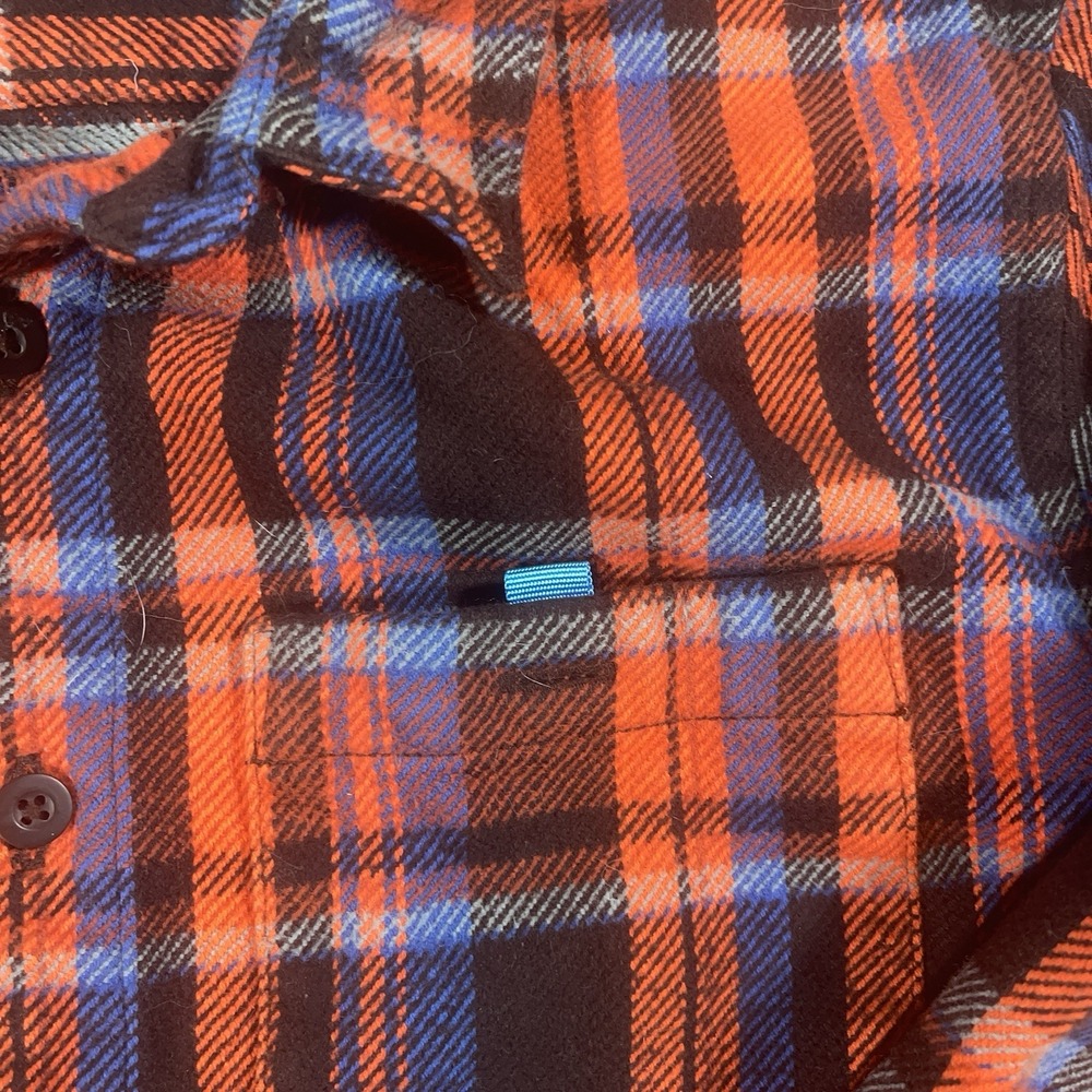 Cotopaxi Men's Small Heavyweight Organic Cotton Flannel Shirt Blue/Red Plaid - Picture 3 of 12